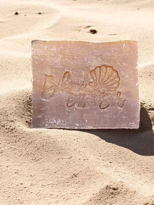 Handmade mango y papaya soap bar with turmeric and mango butter