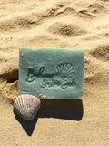 Clarifying soap with French green clay and moisturizing oils