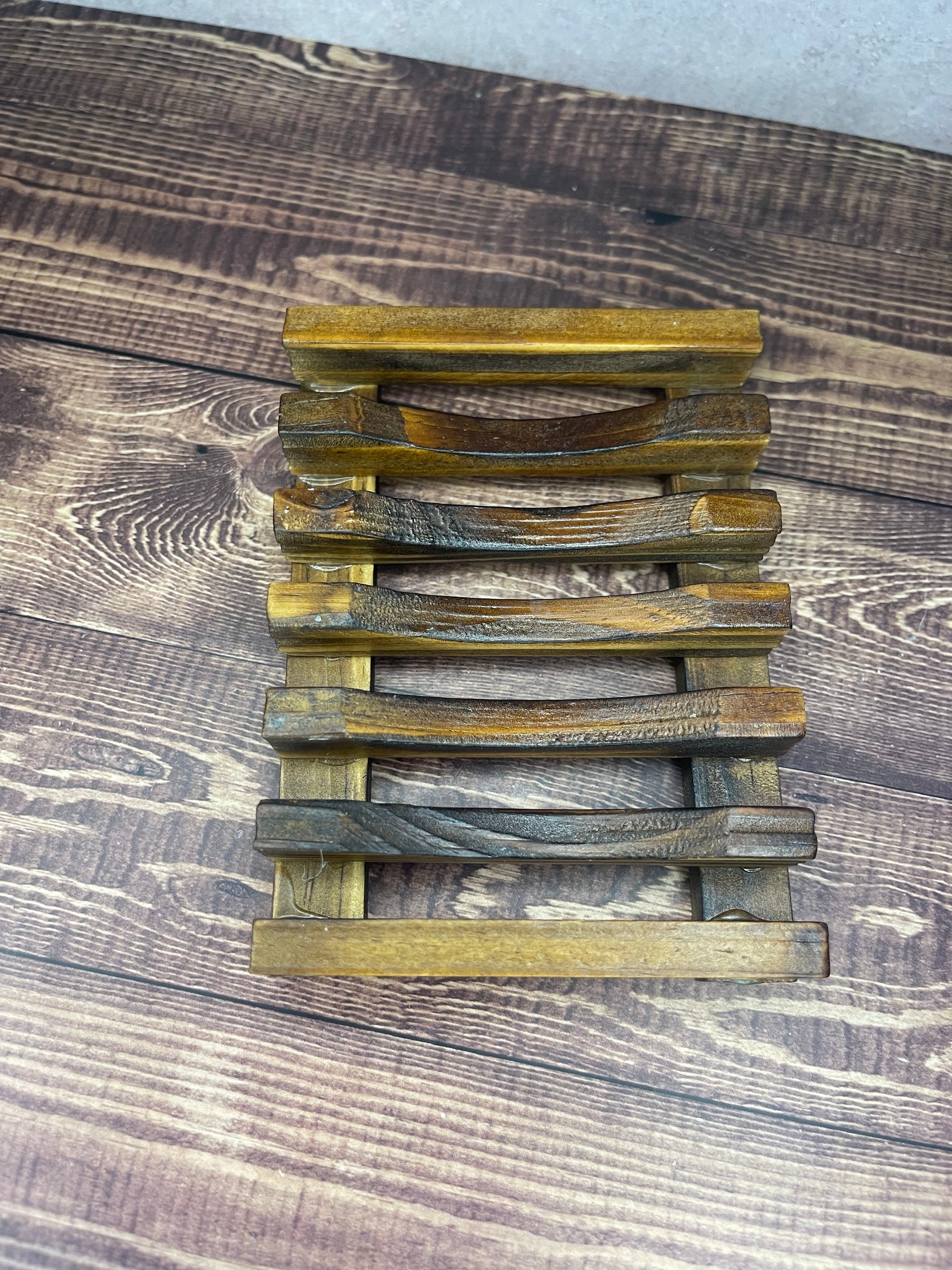 Minimalist soap dish made from eco-friendly wood
